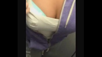 Олигарх с седой щетиной жарит смазливую стюардессу в своем самолете